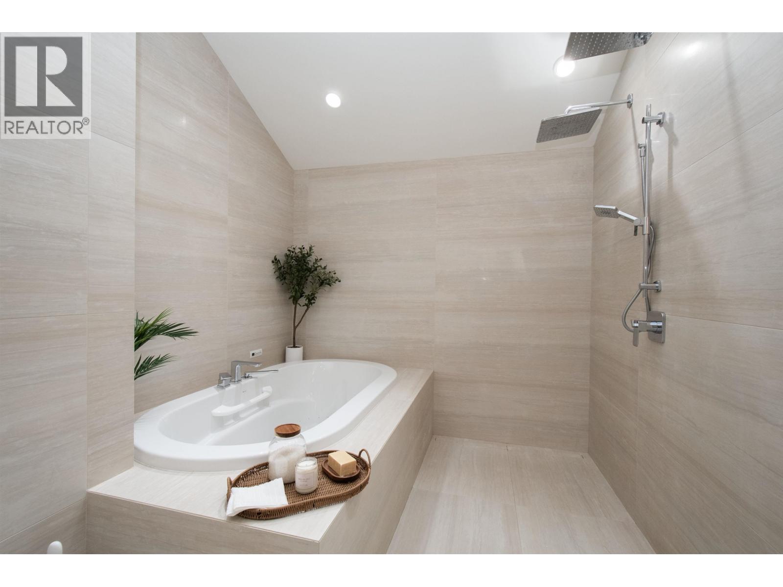 2551 Hyannis Point, North Vancouver, British Columbia  V7H 1R9 - Photo 28 - R3113745