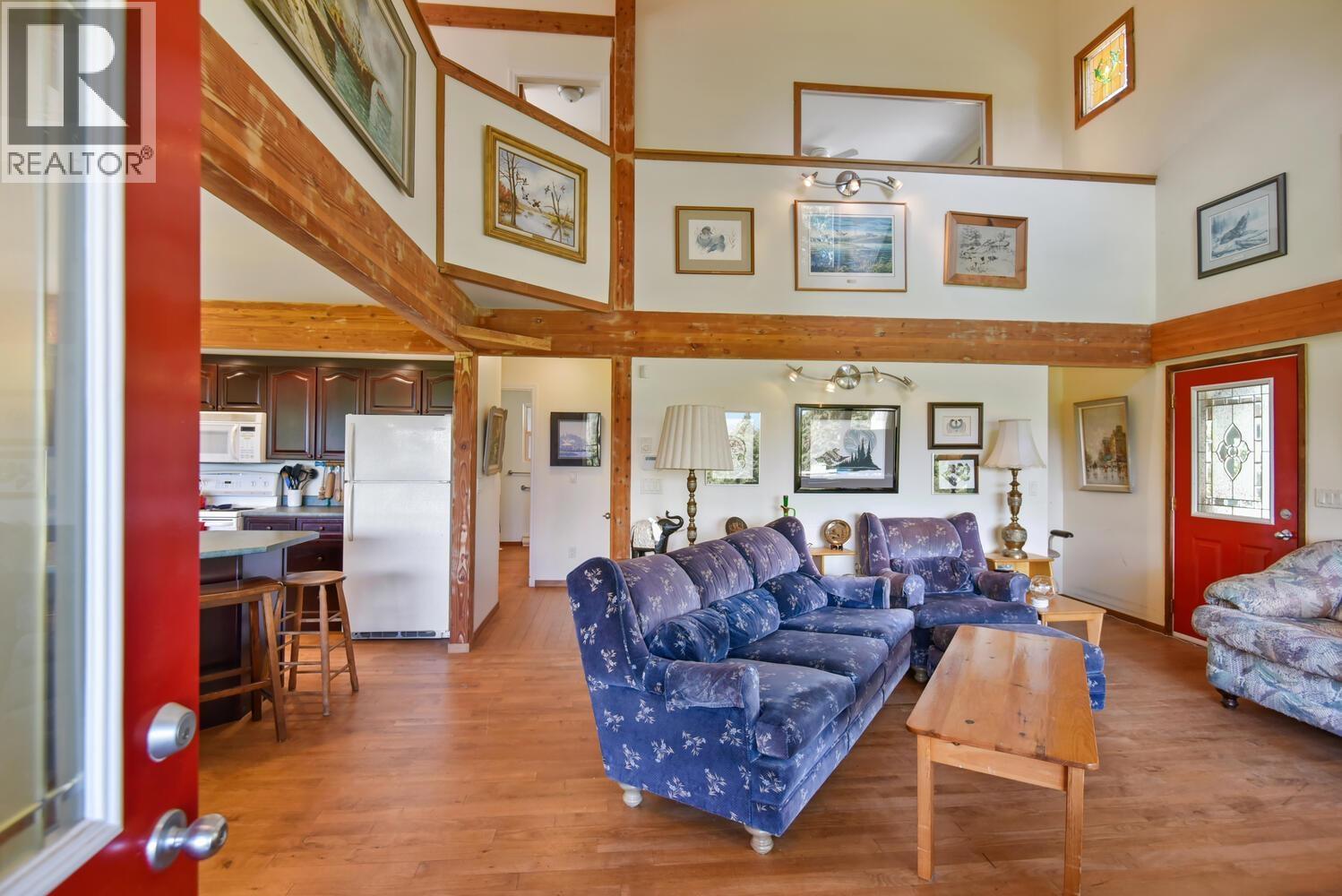 1685 Storvold Road, Gibsons, British Columbia  V0N 1V6 - Photo 15 - R3113750