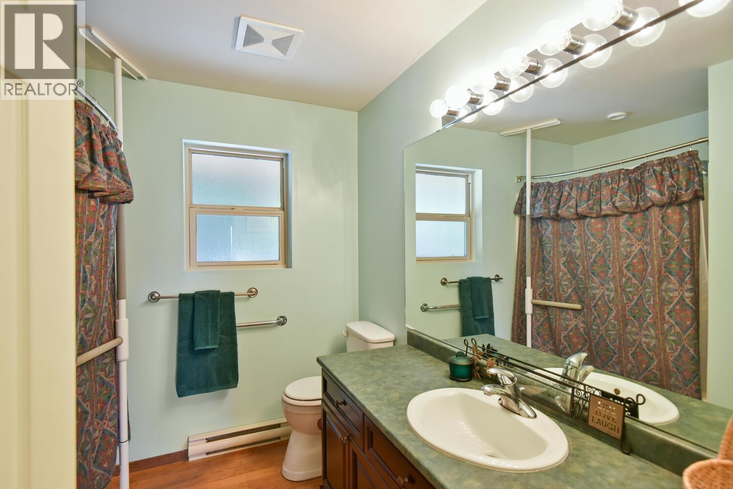 1685 Storvold Road, Gibsons, British Columbia  V0N 1V6 - Photo 23 - R3113750