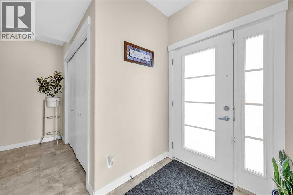 405 Redstone View NE, Calgary, Alberta  t3n 0m9 - Photo 3 - A2286661