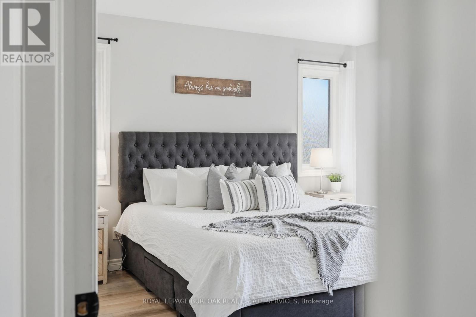 401 Lighthouse Drive, Haldimand, Ontario  N1A 2W6 - Photo 18 - X12887948