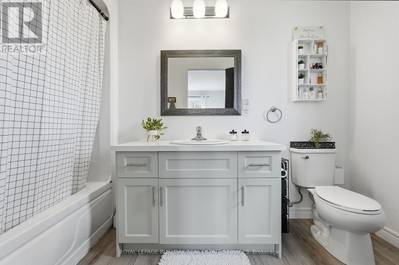 401 Lighthouse Drive, Haldimand, Ontario  N1A 2W6 - Photo 22 - X12887948