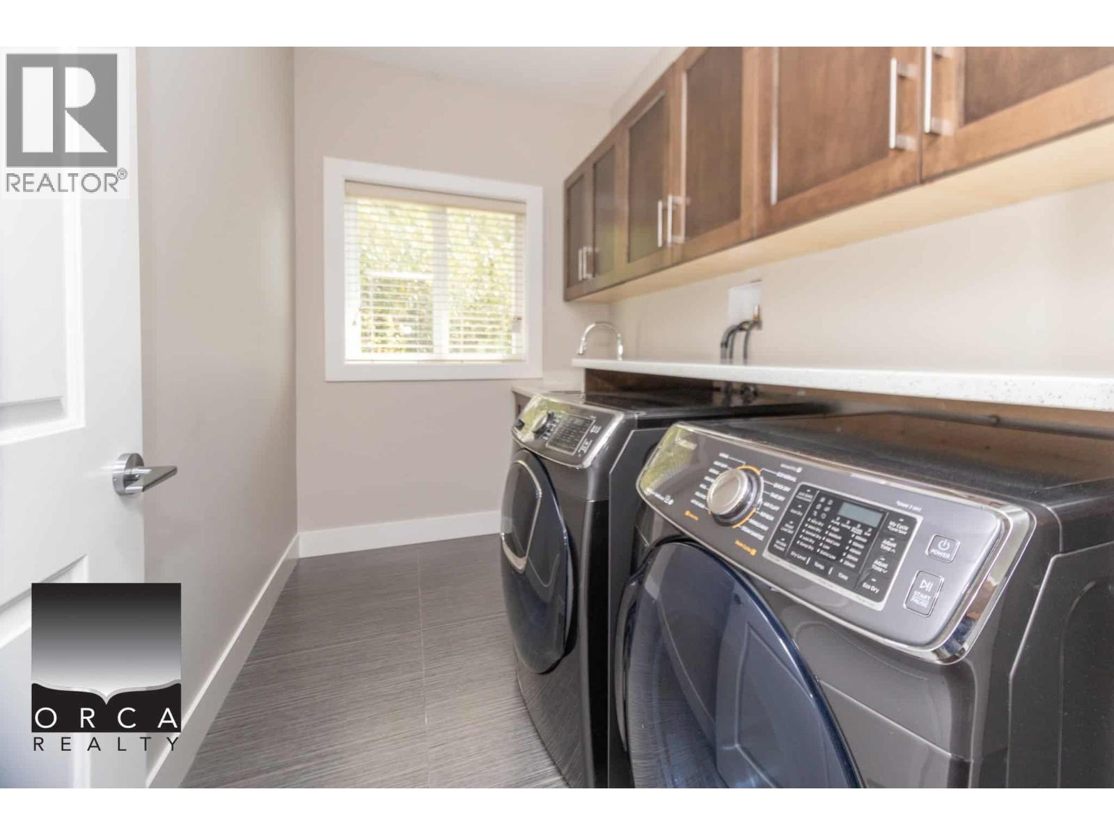 25482 Godwin Drive, Maple Ridge, British Columbia  V2W 1G9 - Photo 12 - R3113662