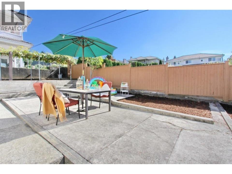 Ground Level 7222 Pandora Street, Burnaby, British Columbia  V5A 1B9 - Photo 18 - R3113700