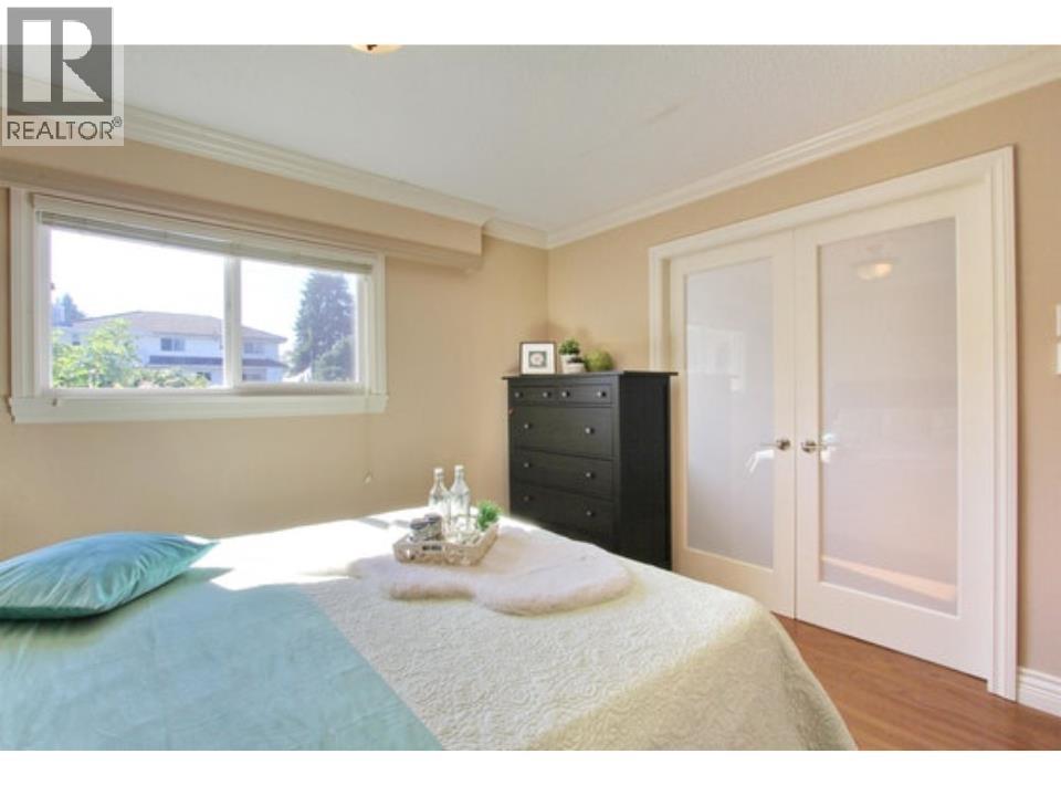 Ground Level 7222 Pandora Street, Burnaby, British Columbia  V5A 1B9 - Photo 9 - R3113700