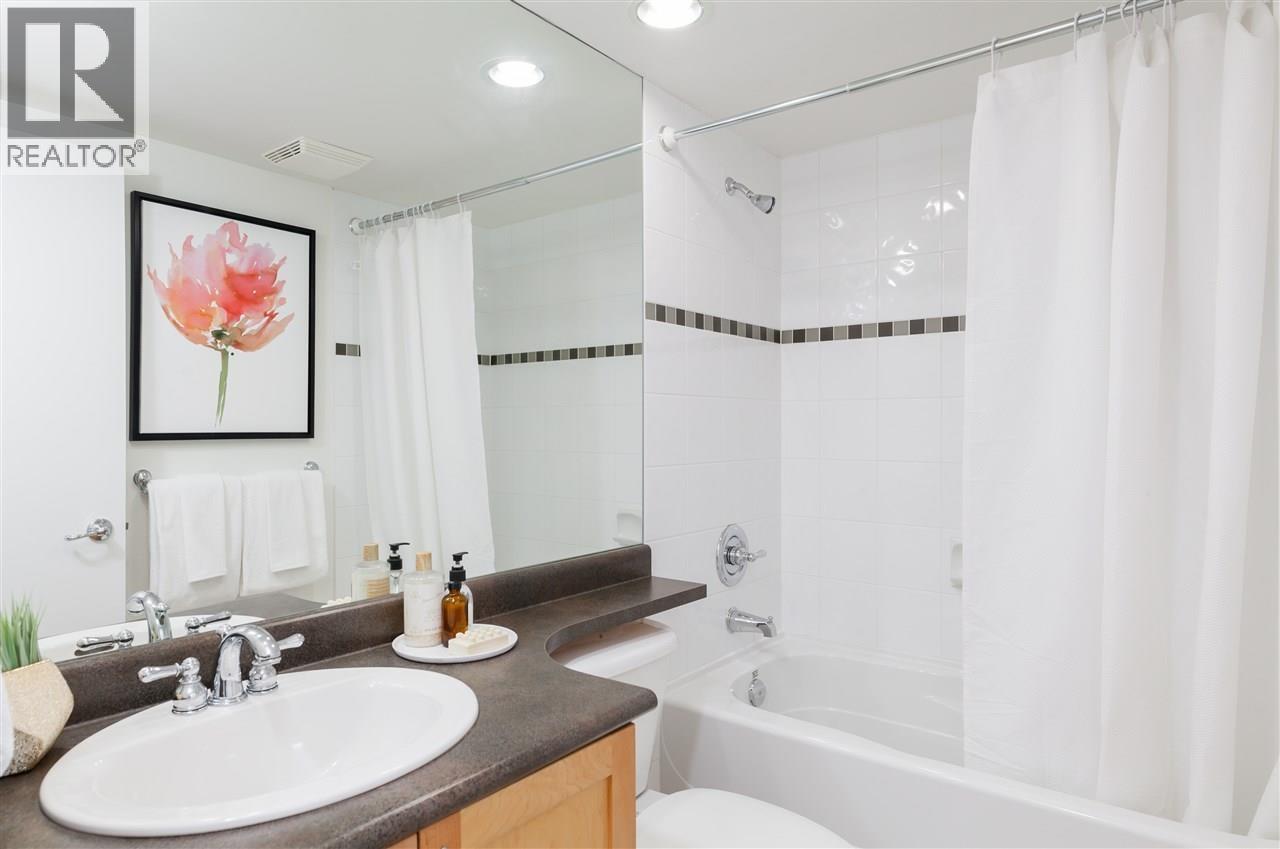 1316 W 11 Avenue, Vancouver, British Columbia  V6H 4G8 - Photo 12 - R3113768