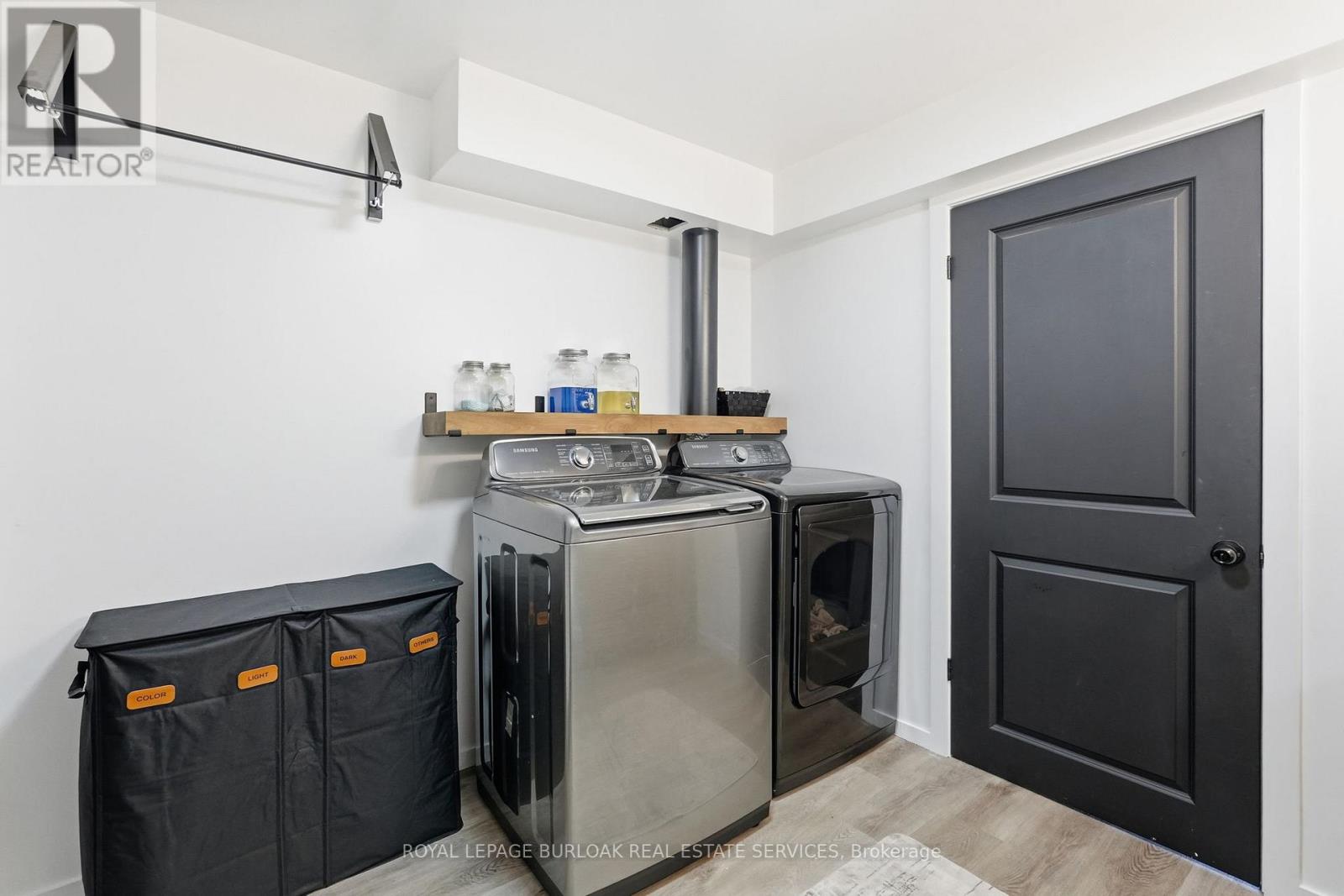 401 Lighthouse Drive, Haldimand, Ontario  N1A 2W6 - Photo 38 - X12887948