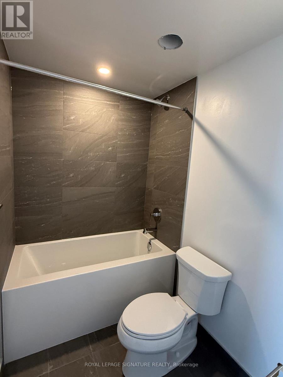 5701 - 4015 The Exchange, Mississauga, Ontario  L5B 1M7 - Photo 13 - W13022698