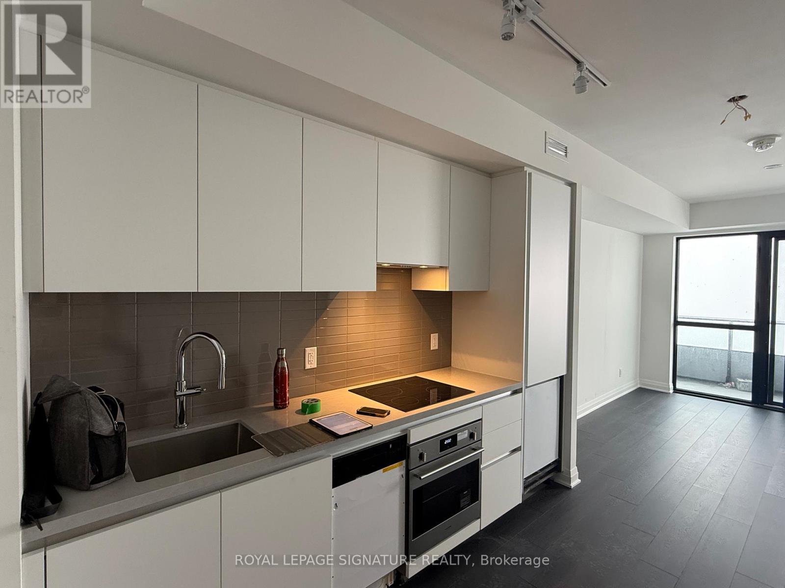 5701 - 4015 The Exchange, Mississauga, Ontario  L5B 1M7 - Photo 9 - W13022698