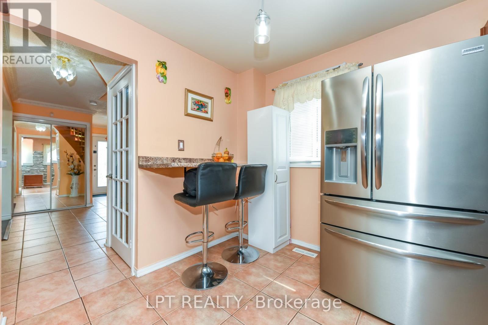 67 Kay Drive, Toronto, Ontario  M9V 4X8 - Photo 20 - W13022708