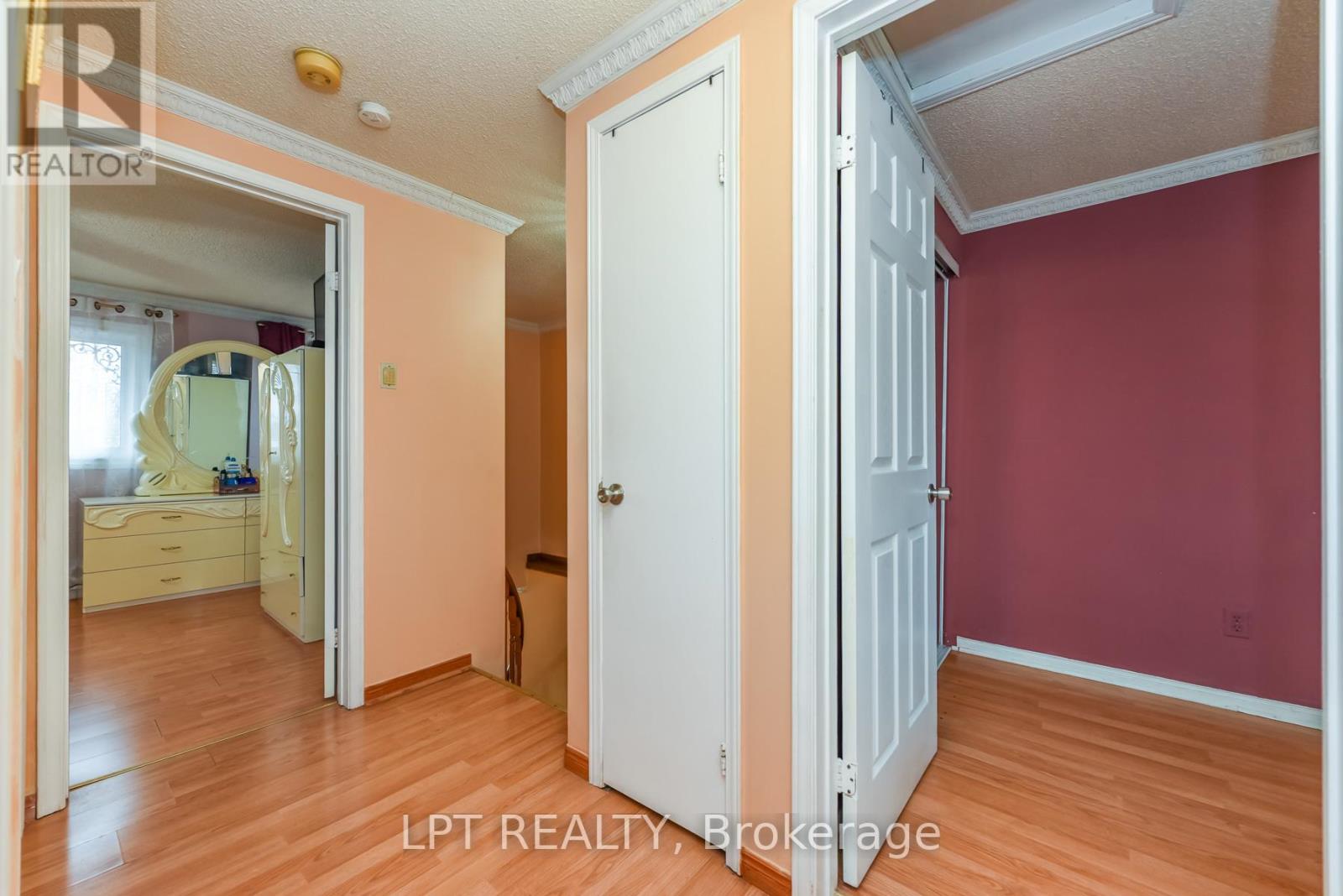67 Kay Drive, Toronto, Ontario  M9V 4X8 - Photo 24 - W13022708