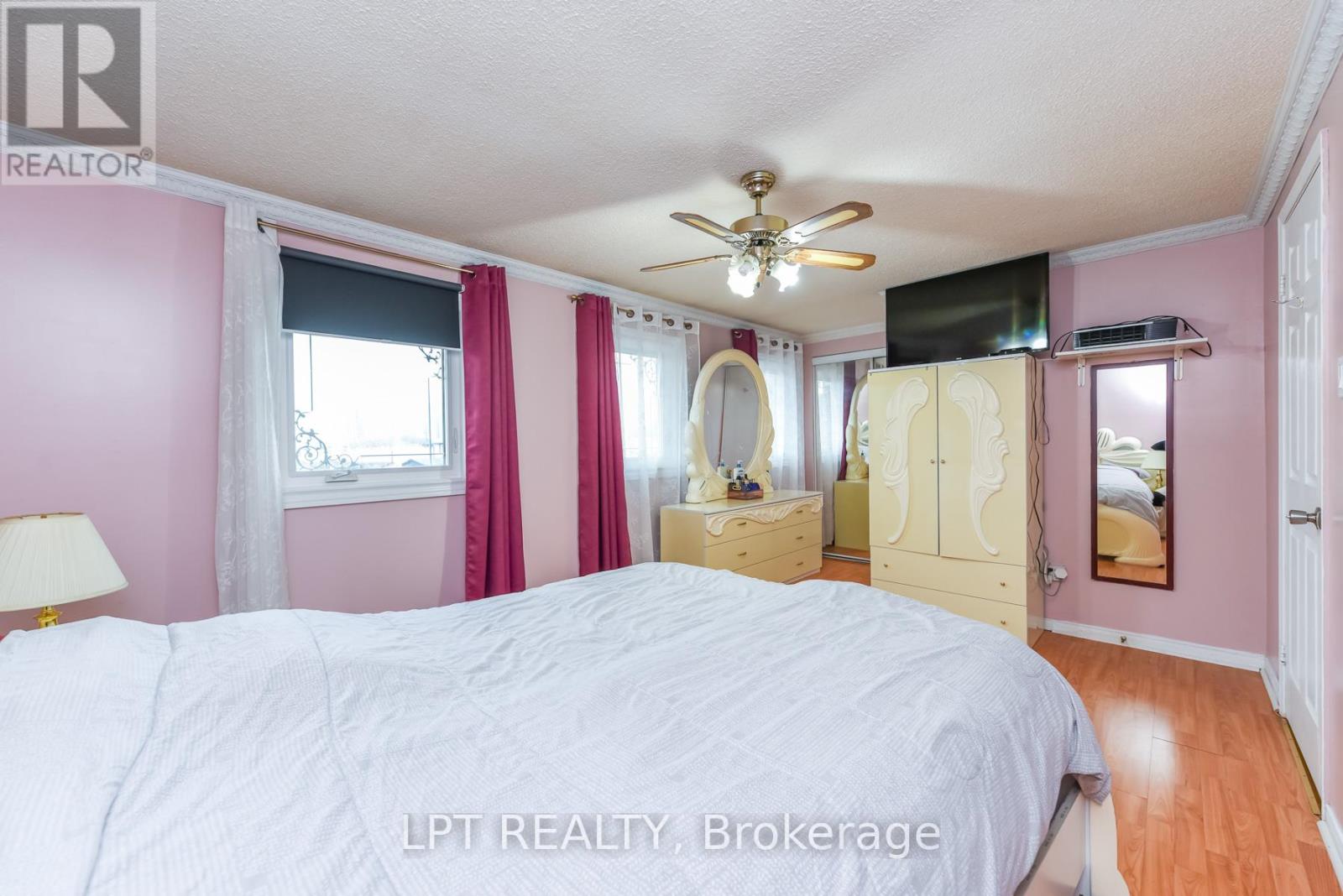 67 Kay Drive, Toronto, Ontario  M9V 4X8 - Photo 31 - W13022708