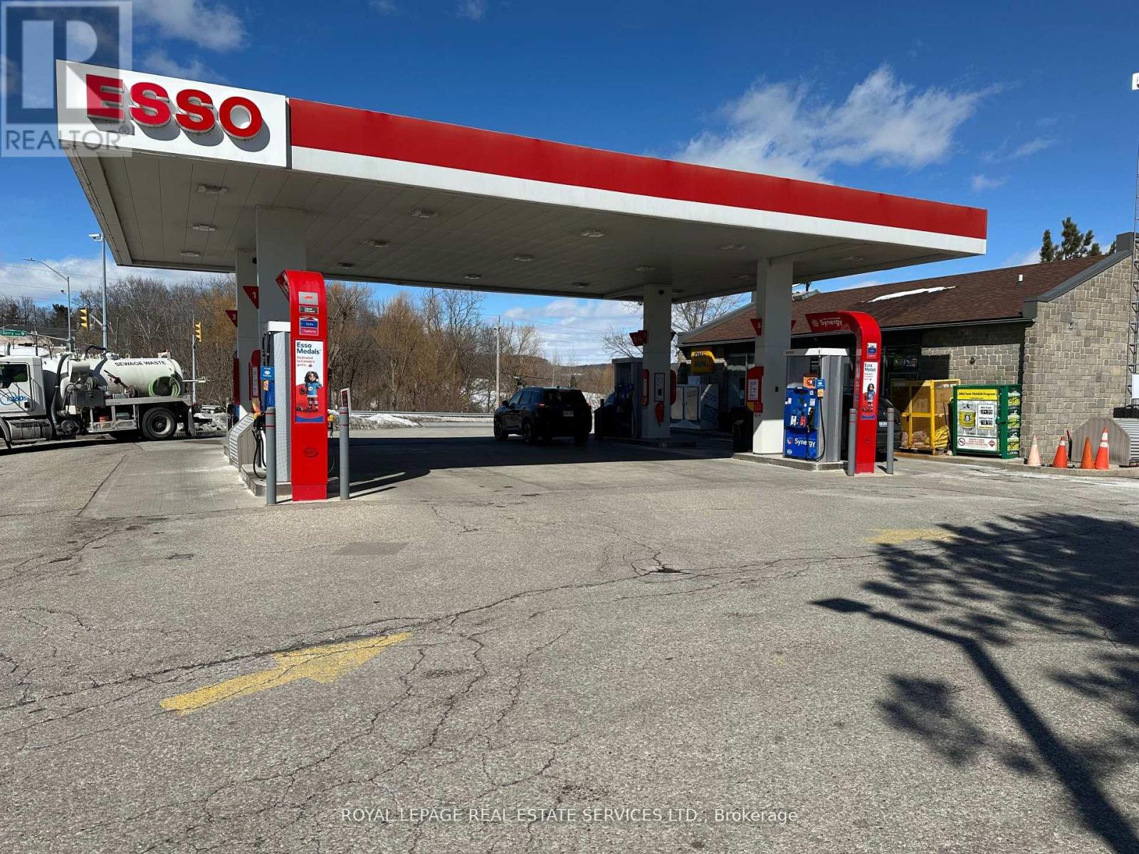 Unknown Address, ,    - Photo 2 - W13022714