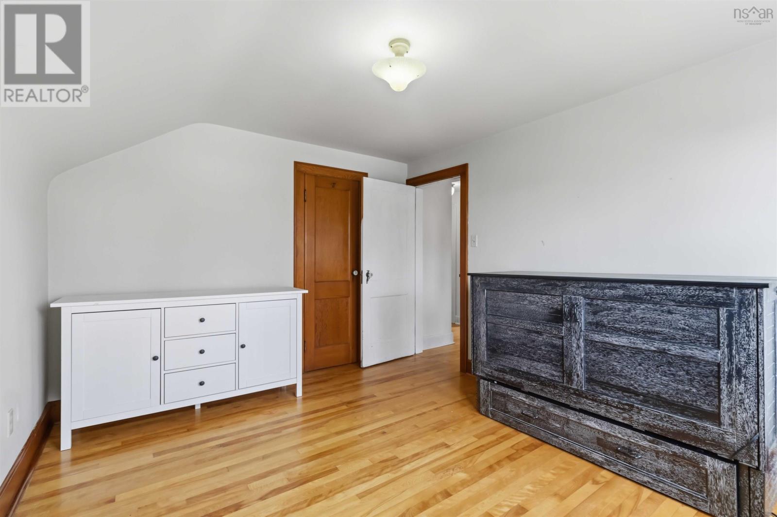 1662 Walnut Street, Halifax, Nova Scotia  B3H 1M2 - Photo 32 - 202608044