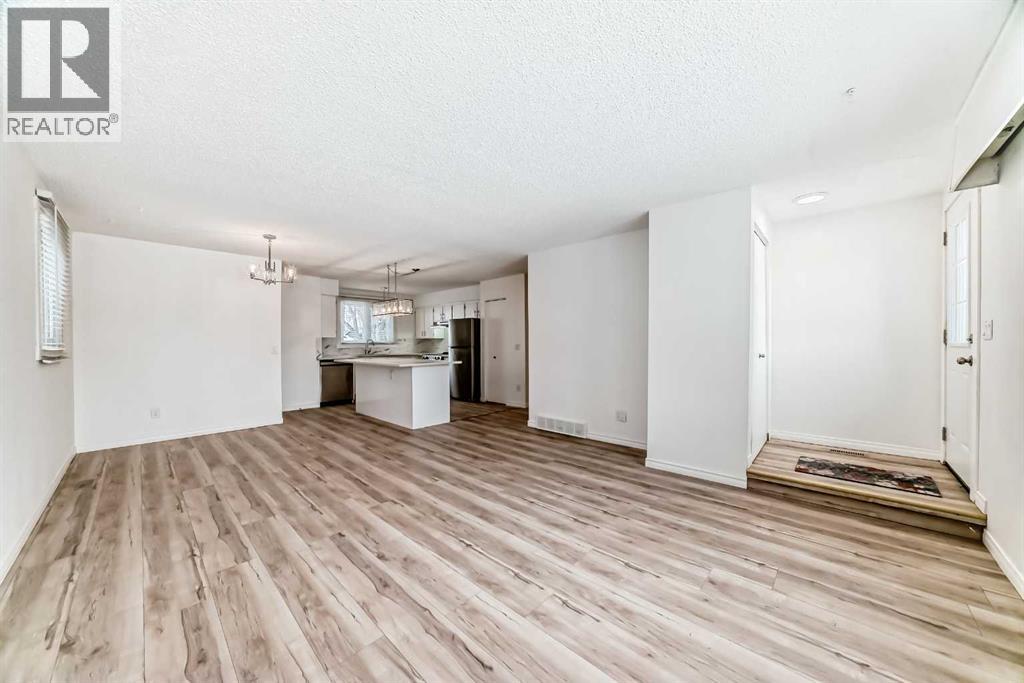 23 Marbank Way NE, Calgary, Alberta  T2A 4A2 - Photo 18 - A2291649