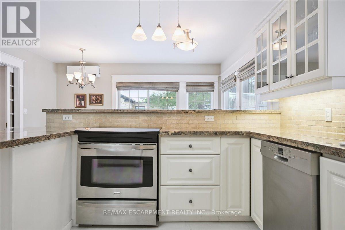 96 Ontario Street, Bracebridge, Ontario  P1L 2A2 - Photo 11 - X13022688