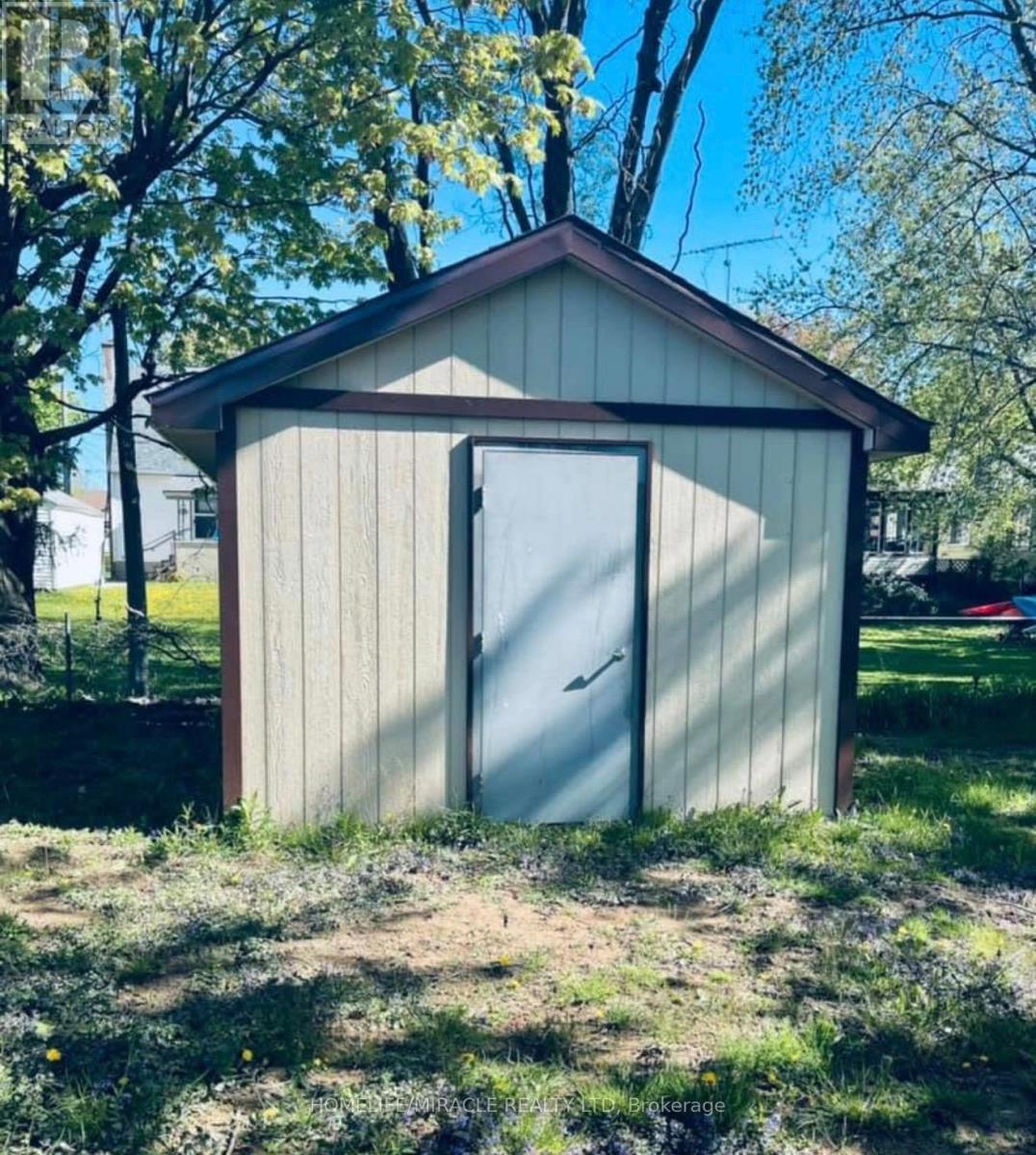 6746 Betty Avenue, Niagara Falls, Ontario  L2G 5W3 - Photo 10 - X13022700