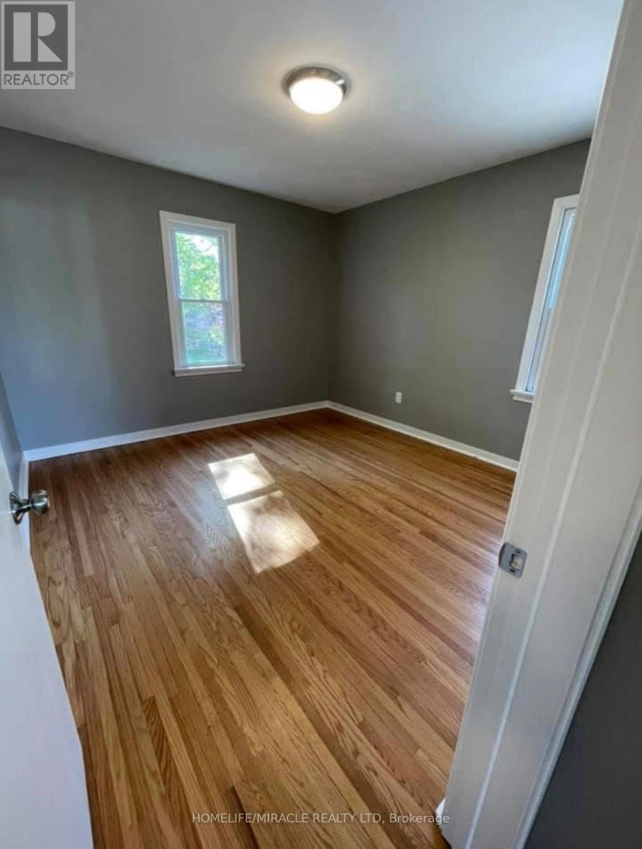 6746 Betty Avenue, Niagara Falls, Ontario  L2G 5W3 - Photo 6 - X13022700