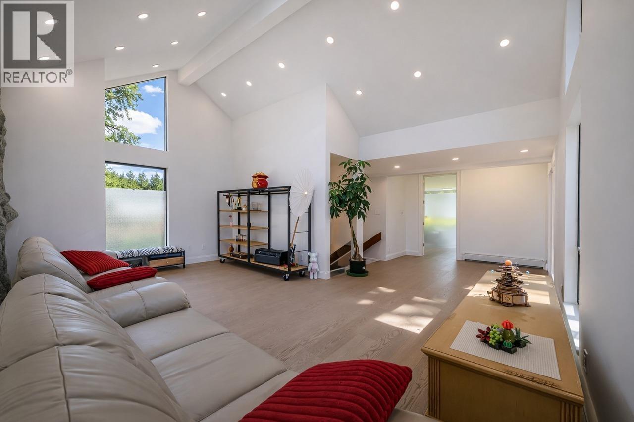 5260 Kew Road, West Vancouver, British Columbia  V7W 2W2 - Photo 10 - R3113511