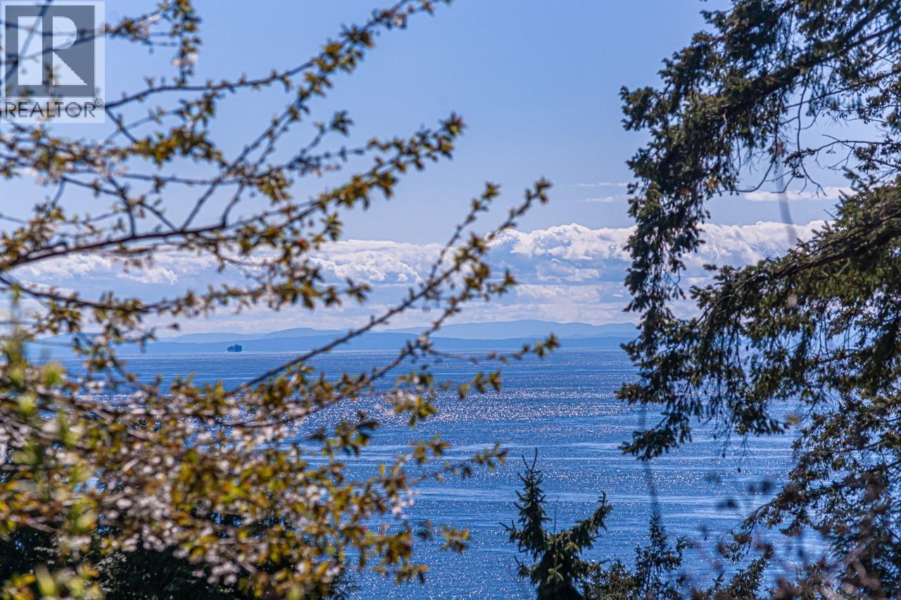 5260 Kew Road, West Vancouver, British Columbia  V7W 2W2 - Photo 40 - R3113511