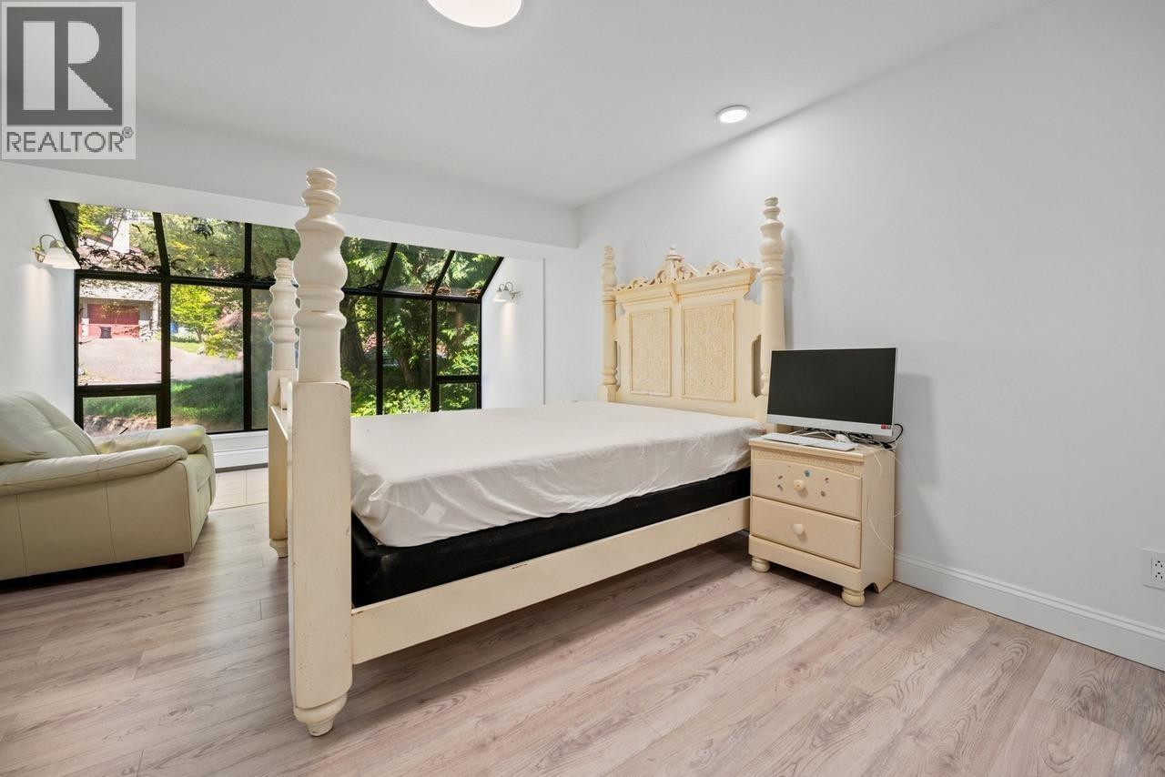 5260 Kew Road, West Vancouver, British Columbia  V7W 2W2 - Photo 21 - R3113511