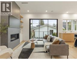 2 3919 W 18TH AVENUE, Vancouver, British Columbia