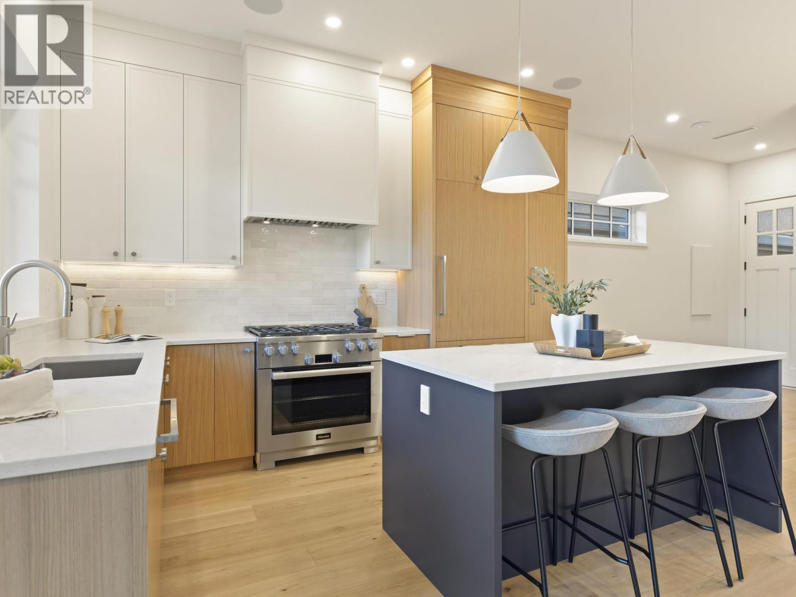 2 3919 W 18th Avenue, Vancouver, British Columbia  V6S 1B6 - Photo 10 - R3113546