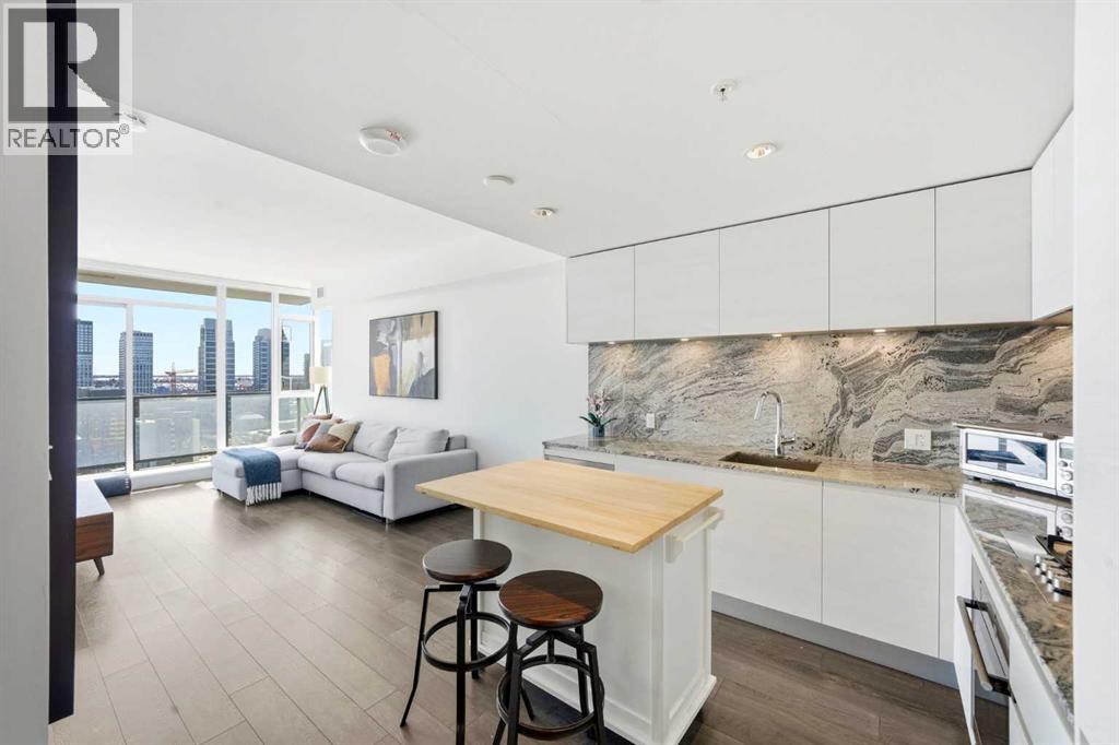 1906, 310 12 Avenue Sw, Calgary, Alberta  T2R 1B5 - Photo 3 - A2303090