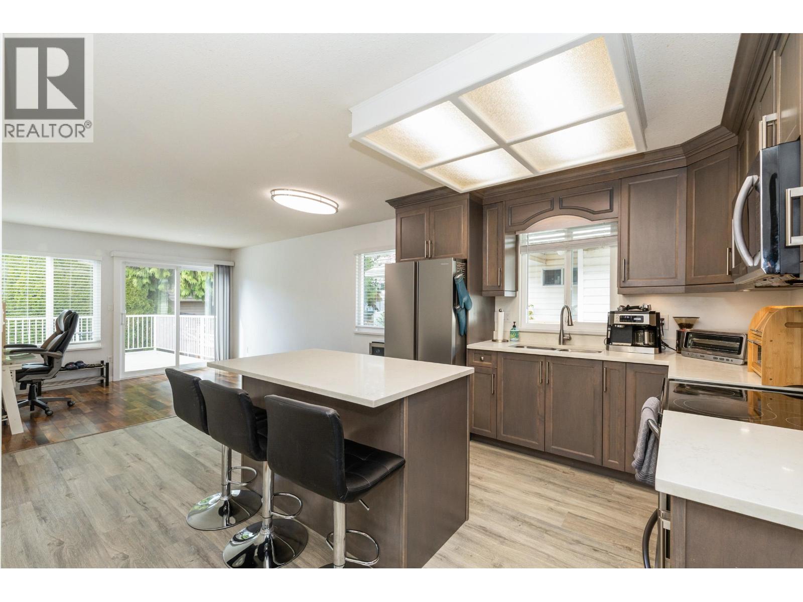 3843 Toronto Street, Port Coquitlam, British Columbia  V3B 7J6 - Photo 9 - R3113262