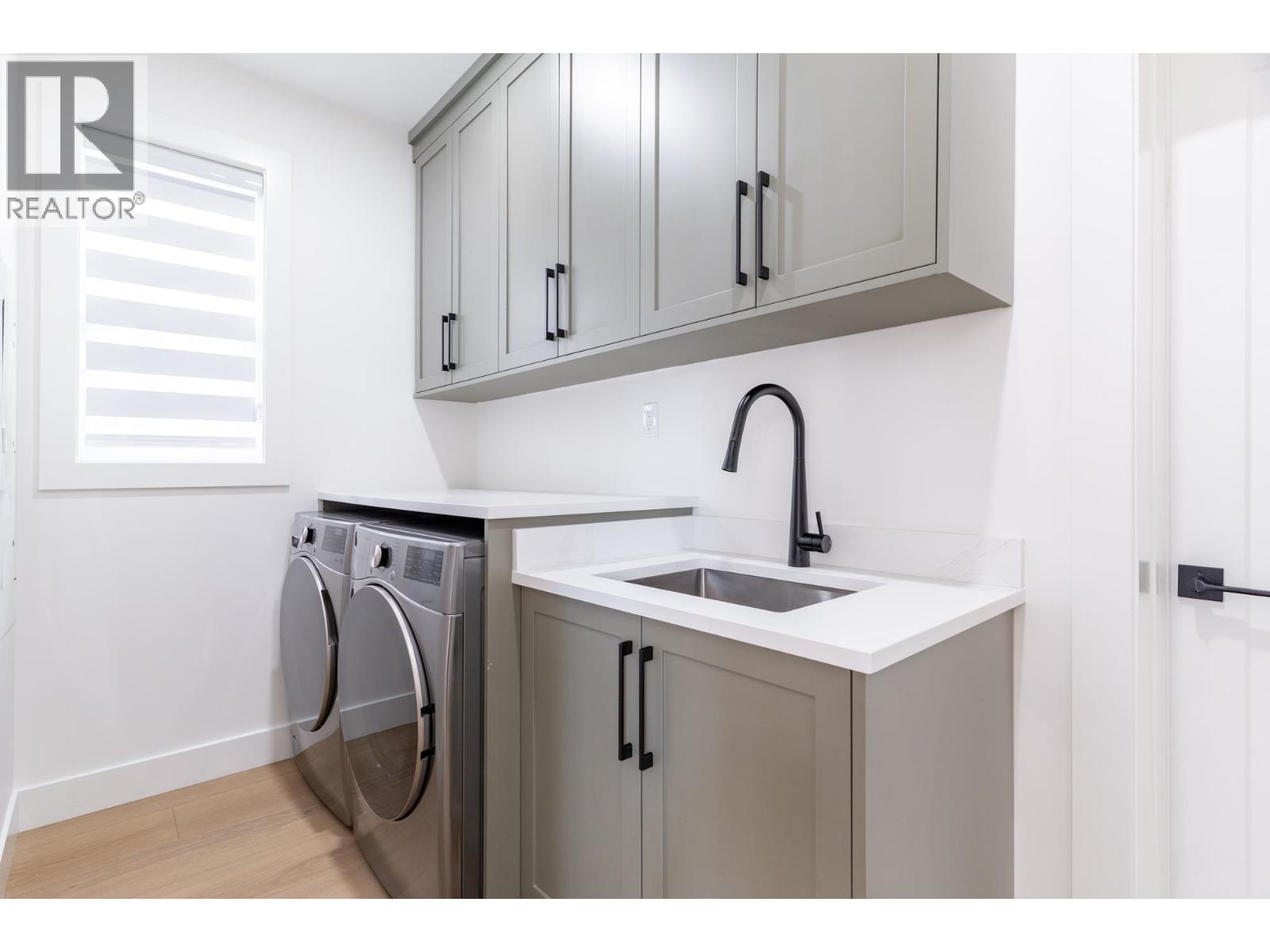 215 Mabel Street, New Westminster, British Columbia  V3M 0L1 - Photo 19 - R3113332