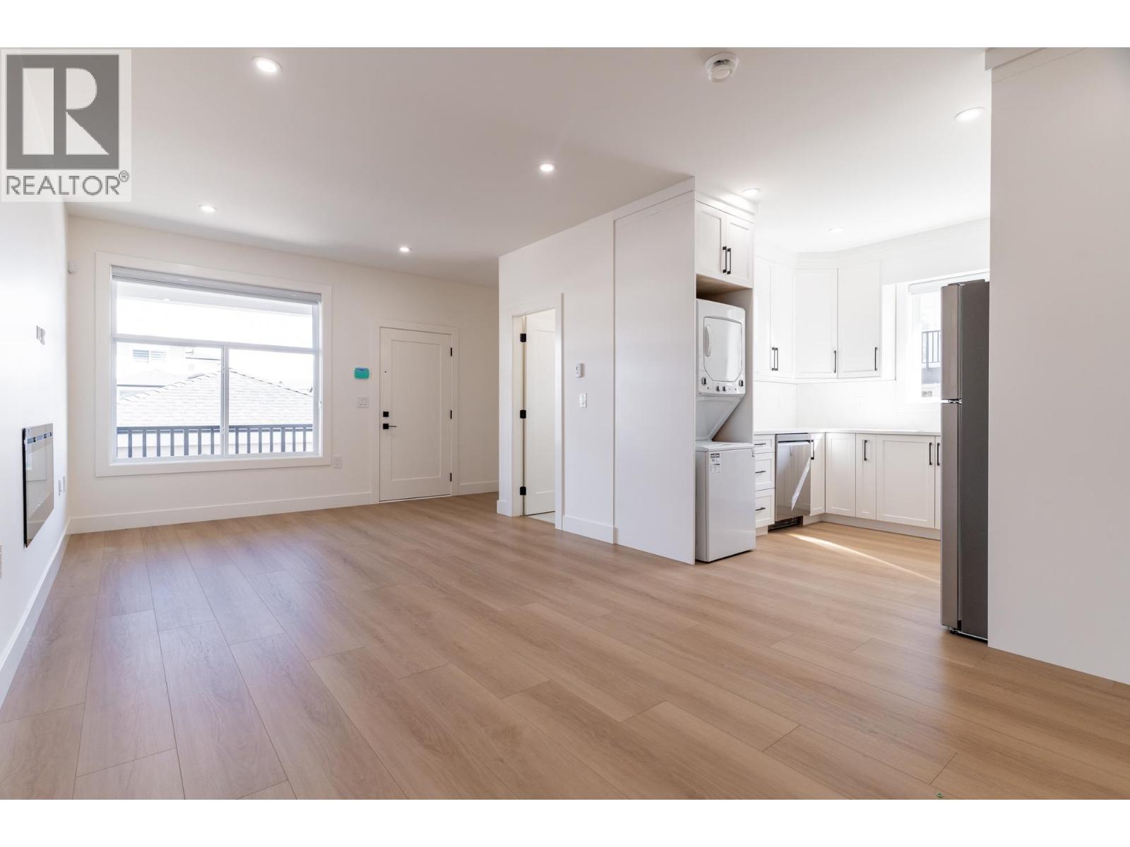 215 Mabel Street, New Westminster, British Columbia  V3M 0L1 - Photo 35 - R3113332