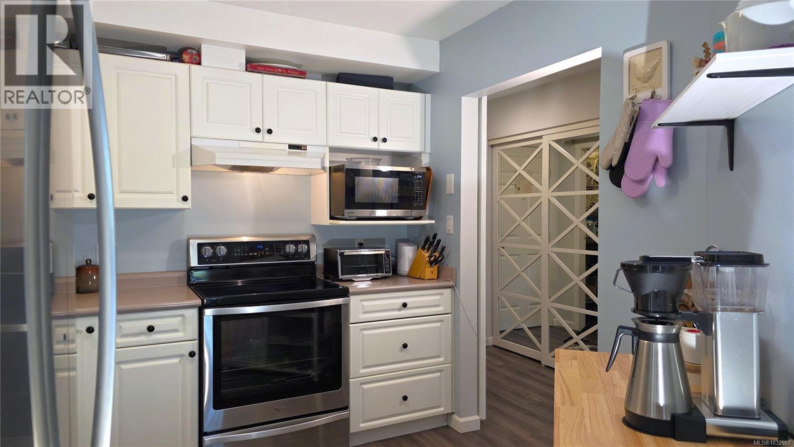 101 3400 Quadra St, Saanich, British Columbia  V8X 1G6 - Photo 19 - 1032907