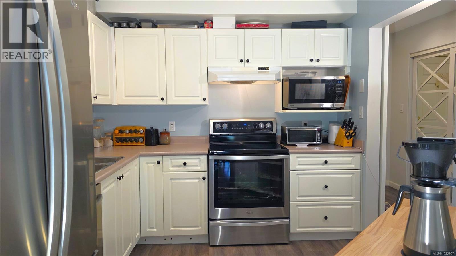 101 3400 Quadra St, Saanich, British Columbia  V8X 1G6 - Photo 20 - 1032907