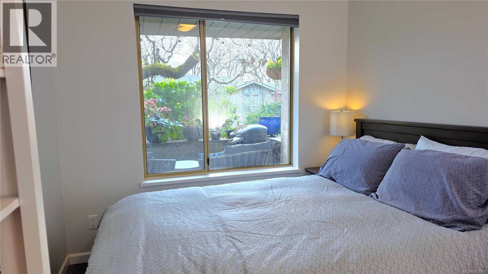 101 3400 Quadra St, Saanich, British Columbia  V8X 1G6 - Photo 35 - 1032907