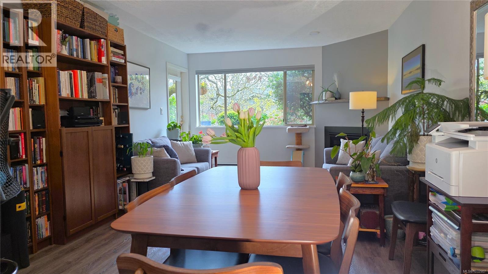 101 3400 Quadra St, Saanich, British Columbia  V8X 1G6 - Photo 6 - 1032907