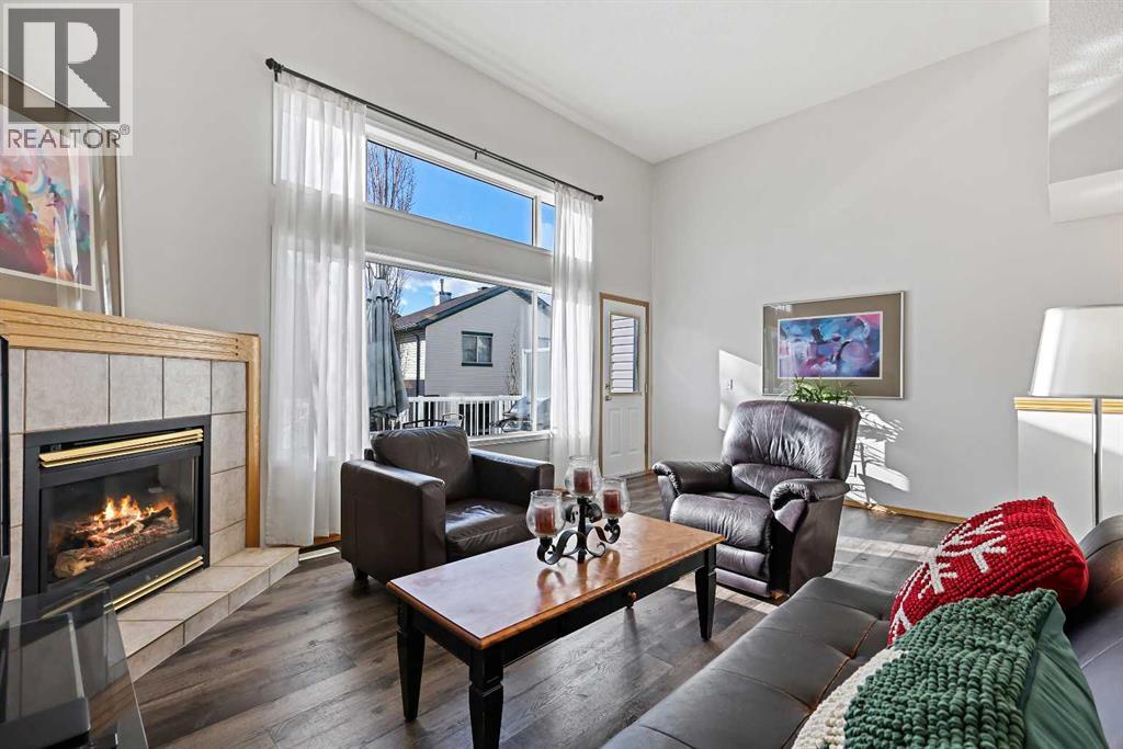 258 Rocky Ridge Court NW, Calgary, Alberta  T3G 4S8 - Photo 4 - A2269726