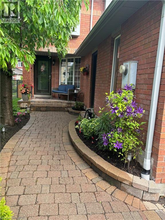 32 Mcclure Court, Georgetown, Ontario  L7G 5X6 - Photo 9 - 40822283