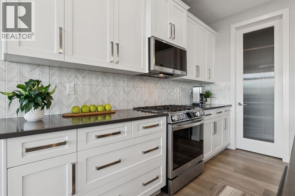 363 Precedence Hill, Cochrane, Alberta  T4C 2T7 - Photo 4 - A2302810