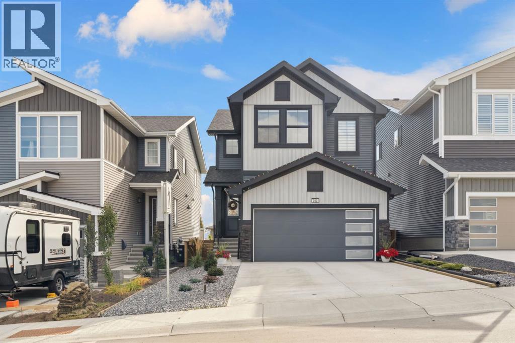 363 Precedence Hill, Cochrane, Alberta  T4C 2T7 - Photo 2 - A2302810