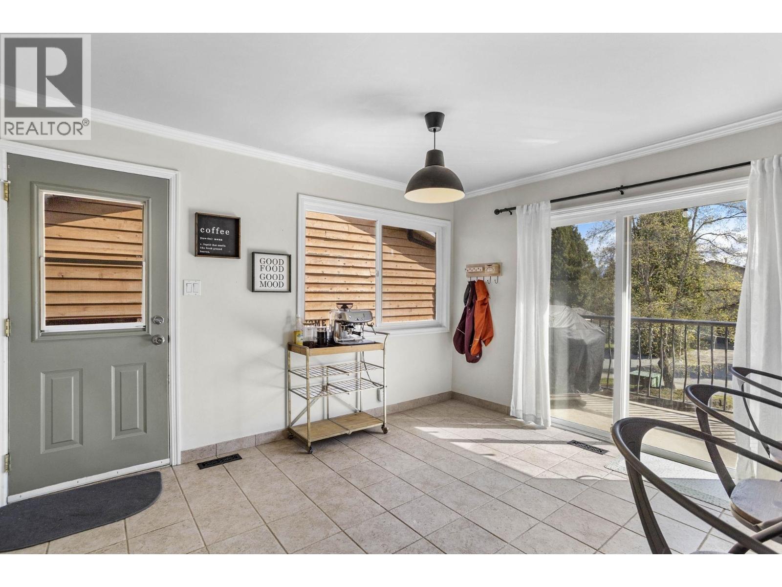 12411 Blanshard Street, Maple Ridge, British Columbia  V4R 2N4 - Photo 14 - R3113726