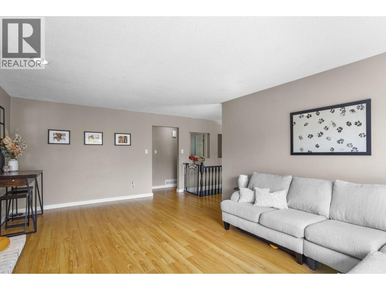 12411 Blanshard Street, Maple Ridge, British Columbia  V4R 2N4 - Photo 6 - R3113726