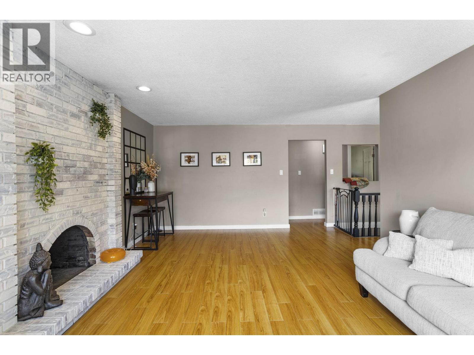 12411 Blanshard Street, Maple Ridge, British Columbia  V4R 2N4 - Photo 7 - R3113726