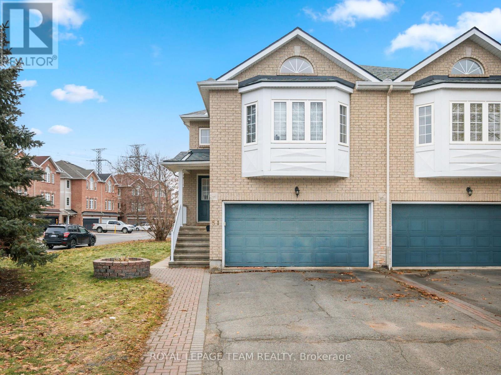 51 CASTLE GLEN CRESCENT, Ottawa, Ontario