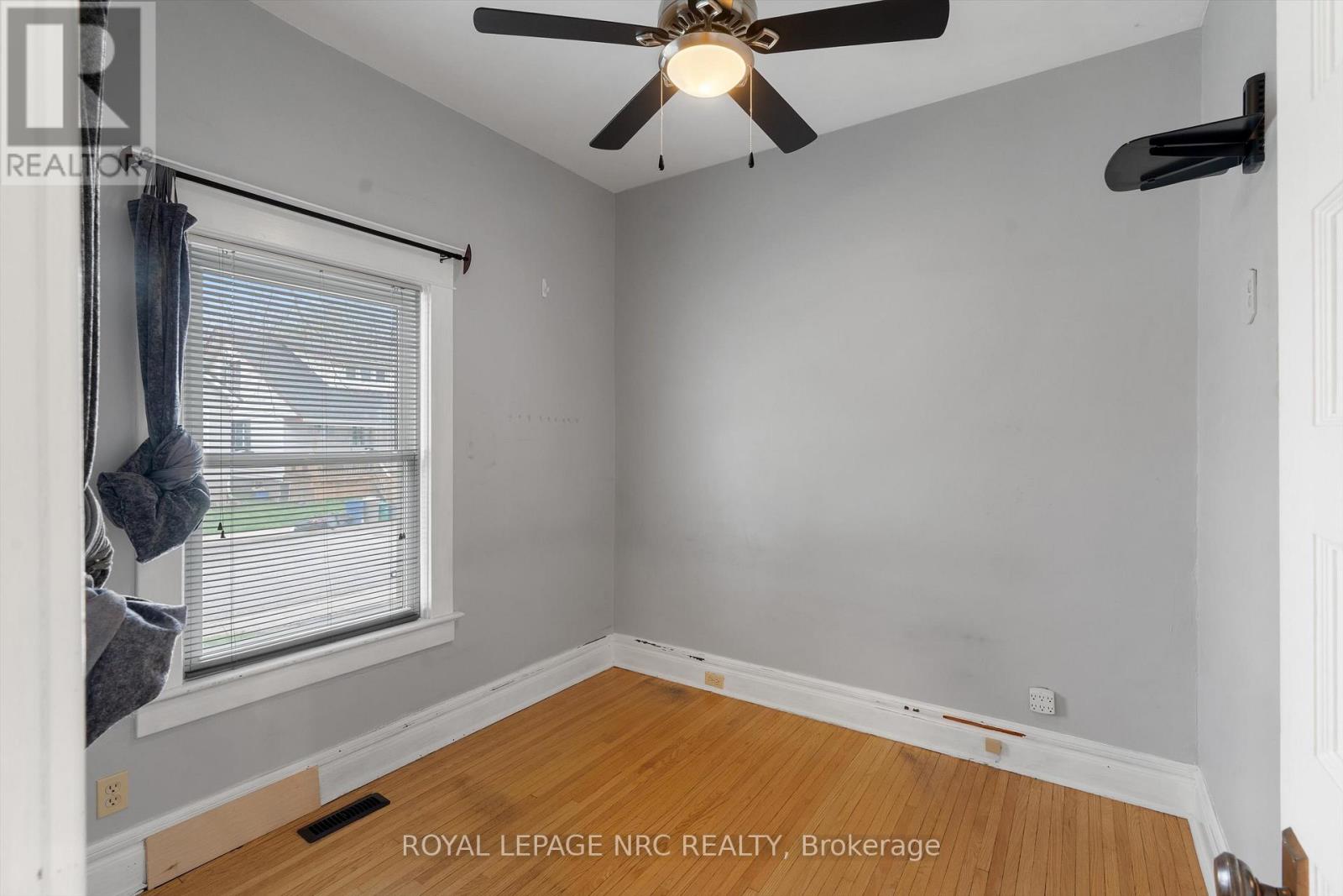 16 Mcghie Street, St. Catharines, Ontario  L2R 5H6 - Photo 15 - X13022784