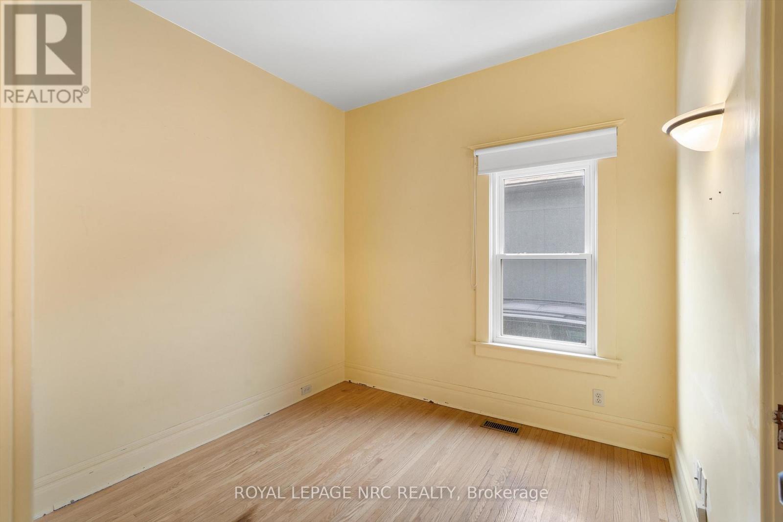 16 Mcghie Street, St. Catharines, Ontario  L2R 5H6 - Photo 17 - X13022784