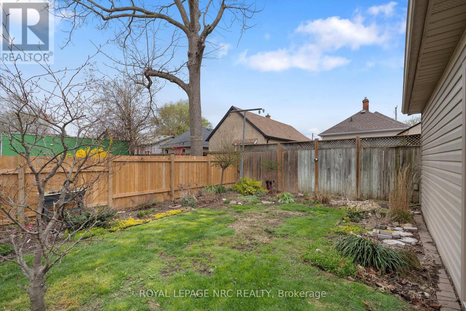 16 Mcghie Street, St. Catharines, Ontario  L2R 5H6 - Photo 25 - X13022784