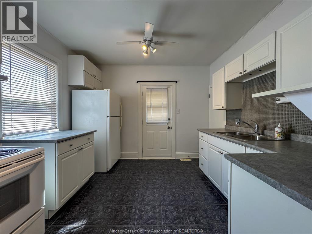 1351 Marentette Unit# Main Flr, Windsor, Ontario  N8X 4C9 - Photo 6 - 26008462