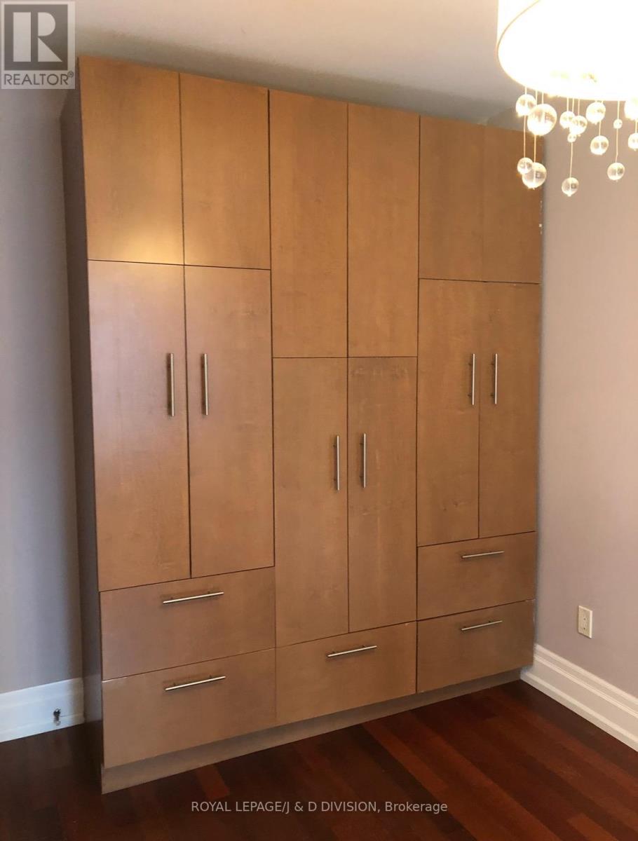 Unknown Address, ,    - Photo 2 - C13022744