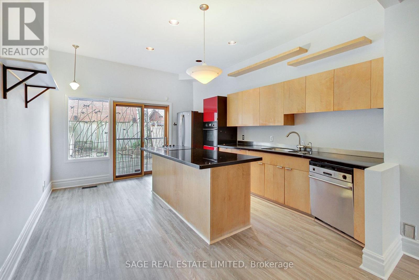 104 Sumach Street, Toronto, Ontario  M5A 3J9 - Photo 11 - C13022780