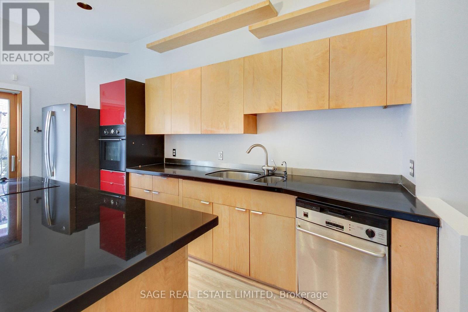 104 Sumach Street, Toronto, Ontario  M5A 3J9 - Photo 13 - C13022780